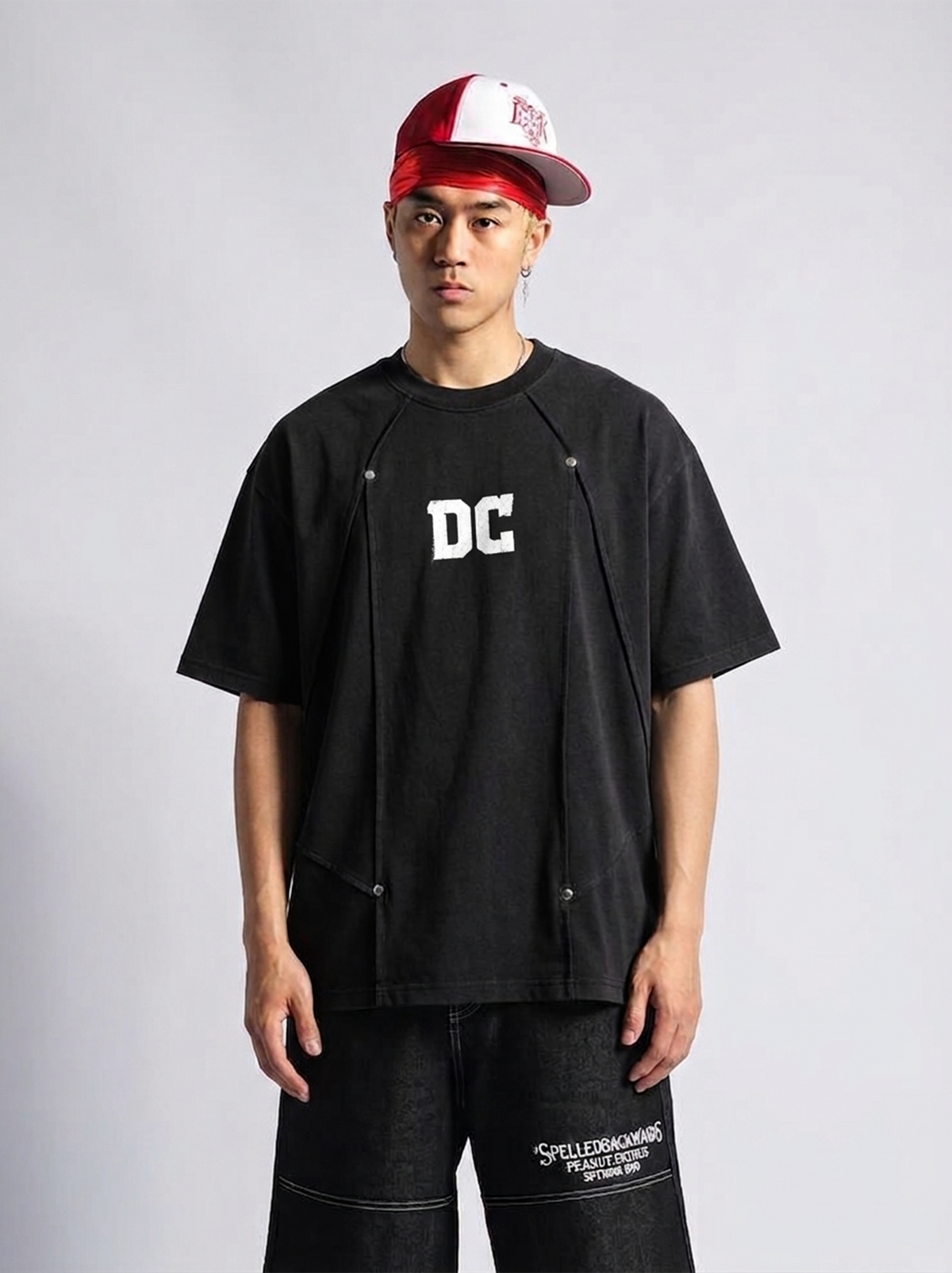 BOLT HARDWARE TEE – ONYX BLACK